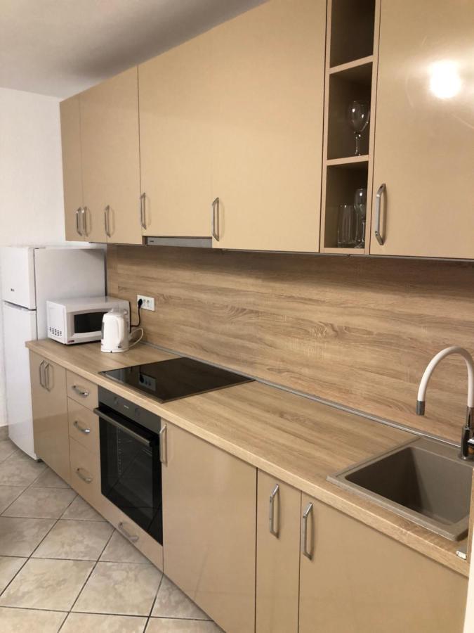 Apartmani Lime Petrovac Eksteriør billede