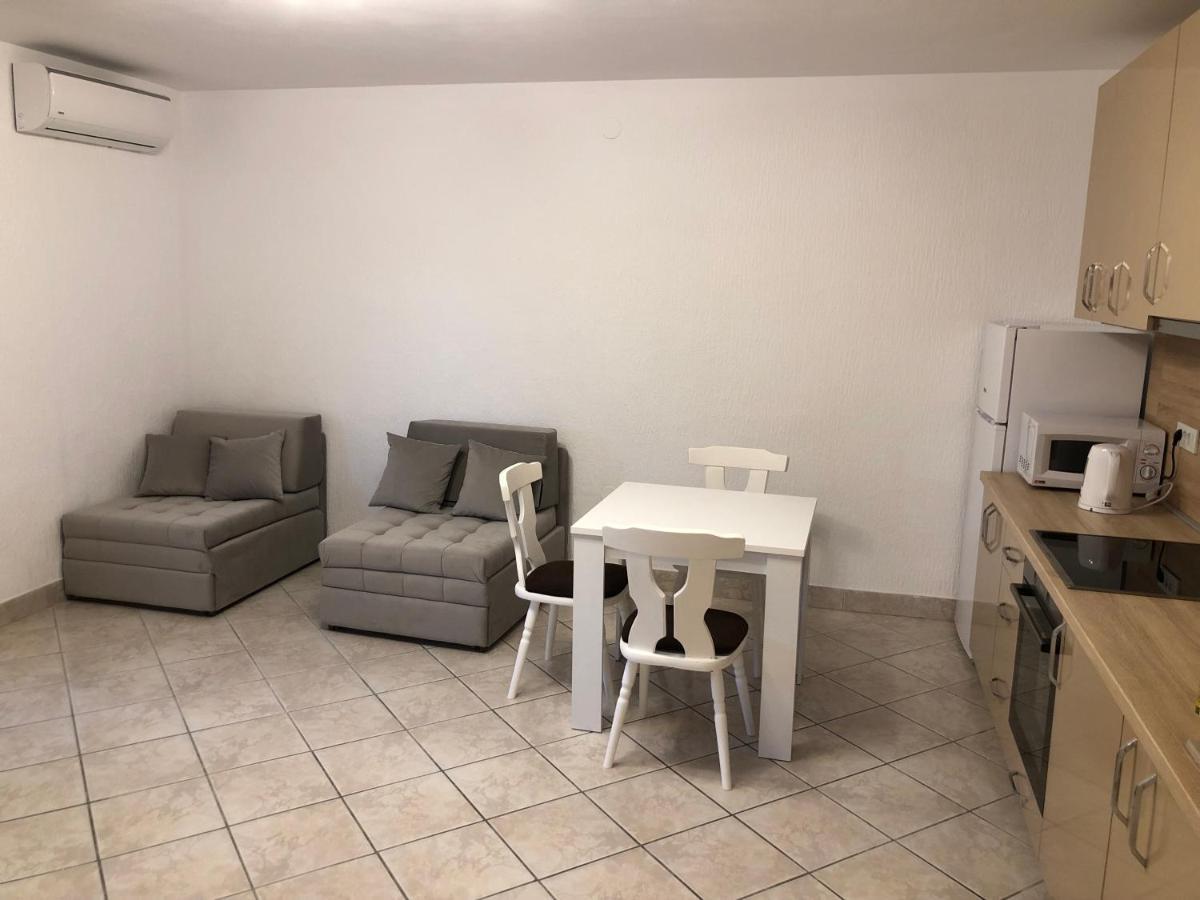 Apartmani Lime Petrovac Eksteriør billede