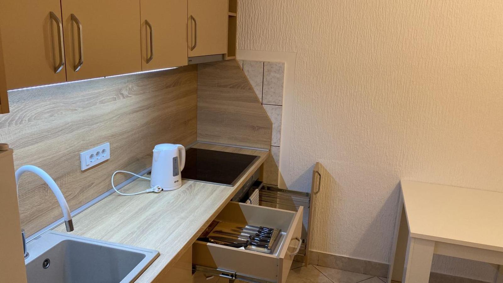 Apartmani Lime Petrovac Eksteriør billede