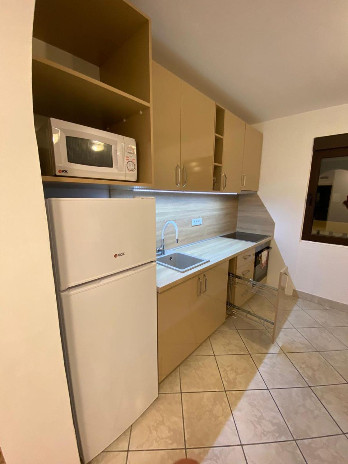 Apartmani Lime Petrovac Eksteriør billede